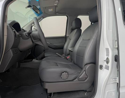 NISSAN FRONTIER 2.5 SL 4X4 CD TURBO ELETRONIC DIESEL 4P AUTOMÁTICO NISSAN FRONTIER 2.5 SL 4X4 CD TURBO ELETRONIC DIESEL 4P AUTOMÁTICO